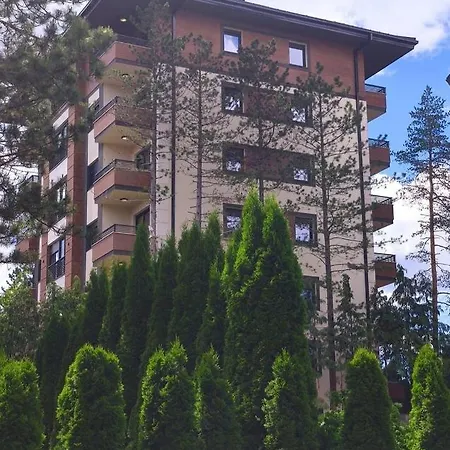 Stefani Lux-pino Silvestre-centar Apartament *