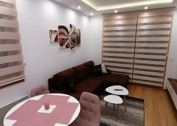 Διαμέρισμα Stefani Lux-pino Silvestre-centar *